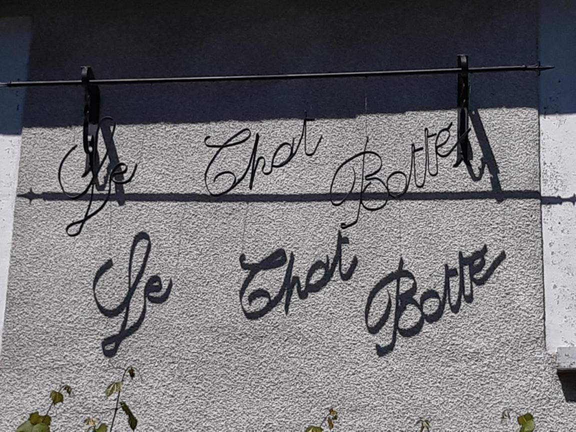 Chambre D'Hotes Le Chat Botte Espédaillac Buitenkant foto